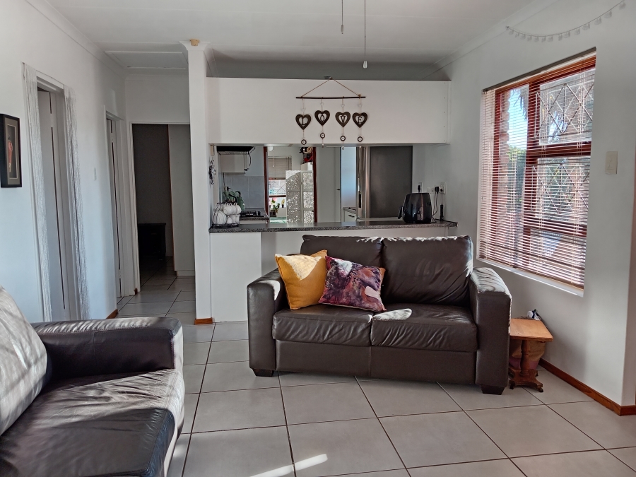 3 Bedroom Property for Sale in Strelitzia Park Eastern Cape